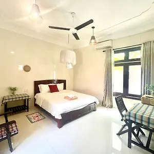 Pink Homestay